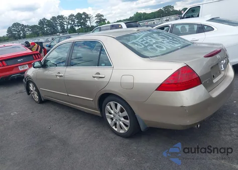 2006 Honda Accord 3.0 Ex from USA, damaged, VIN 1HGCM66516A047713